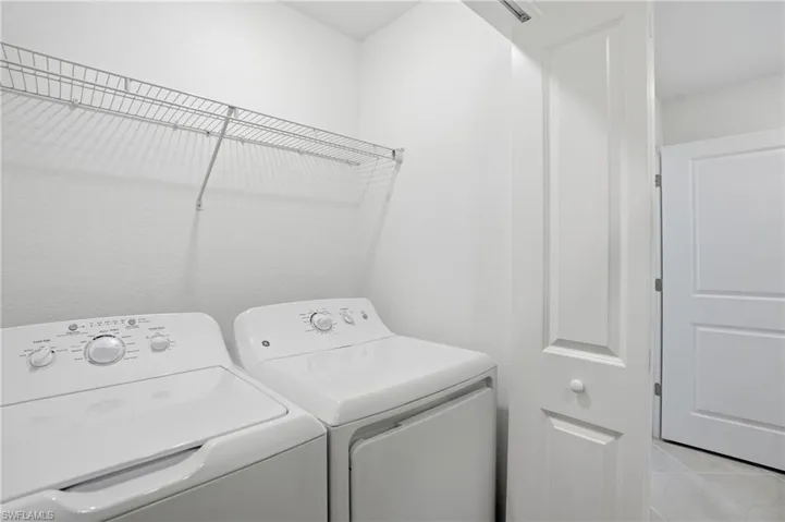 Full size laundry washer & Dryer