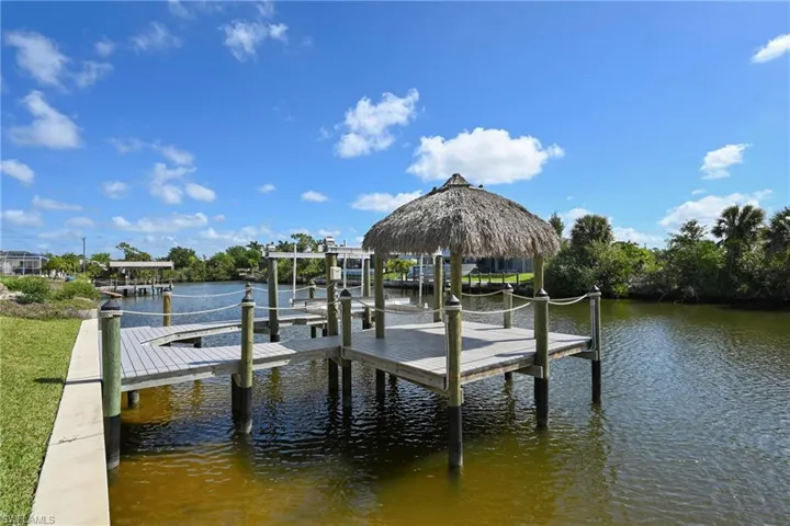 2359 Nw 38th Ave, Cape Coral, Florida 33993