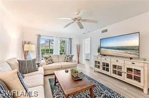 360 Horse Creek Dr 107, Naples, Florida 34110