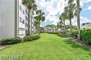 360 Horse Creek Dr 107, Naples, Florida 34110