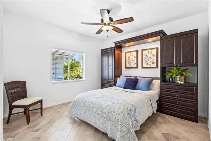 1084  Whiteheart  CT, Marco Island, FL 34145