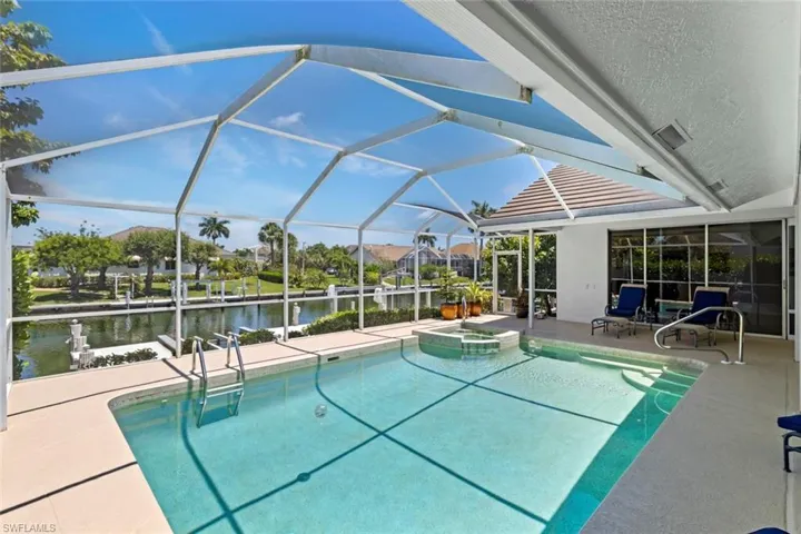 1084  Whiteheart  CT, Marco Island, FL 34145