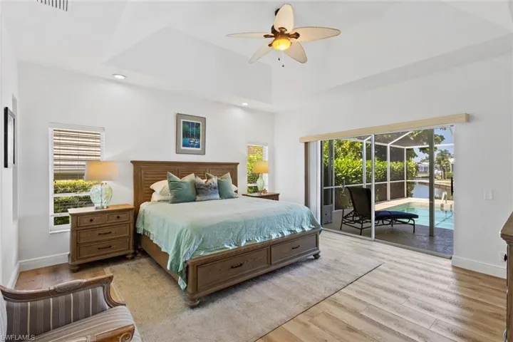 1084  Whiteheart  CT, Marco Island, FL 34145