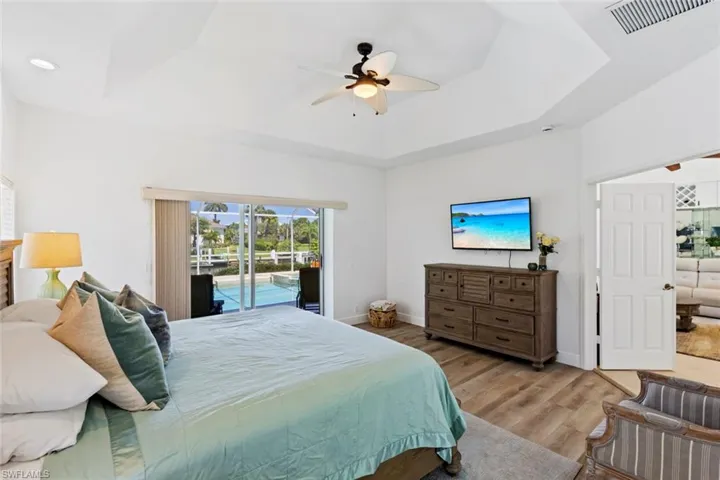 1084  Whiteheart  CT, Marco Island, FL 34145