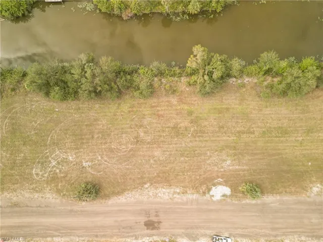 Drone / aerial view of the lot from the street