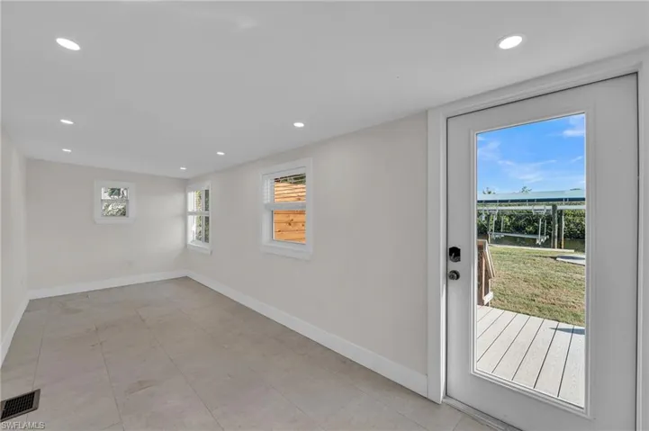 2880 8th Ave, St. James City, Florida 33956