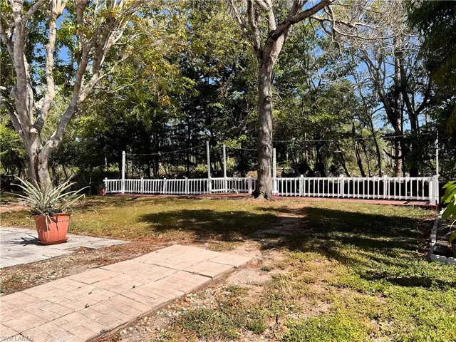 195 Ocean Reef Ln # 111, Naples Fl 34114