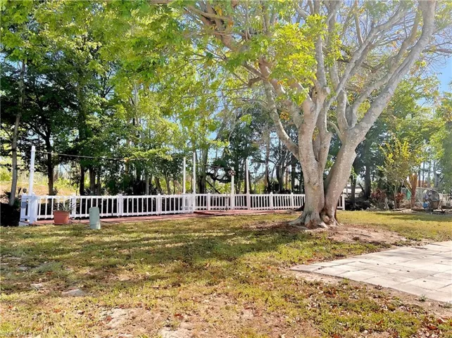 195 Ocean Reef Ln # 111, Naples Fl 34114