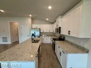 2605 Ne 1st Pl, Cape Coral, Florida 33909