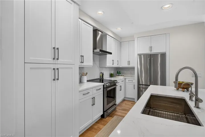 1030 3rd Ave S 209, Naples, Florida 34102