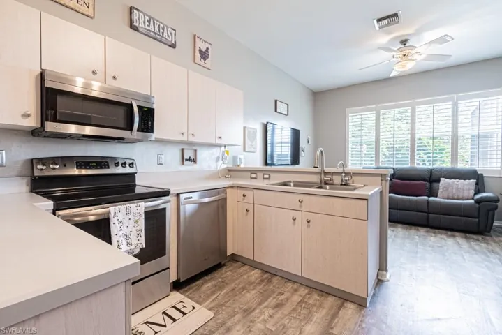 3248  Potomac  CT, Naples, FL 34120