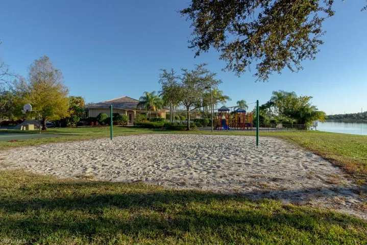 3248  Potomac  CT, Naples, FL 34120