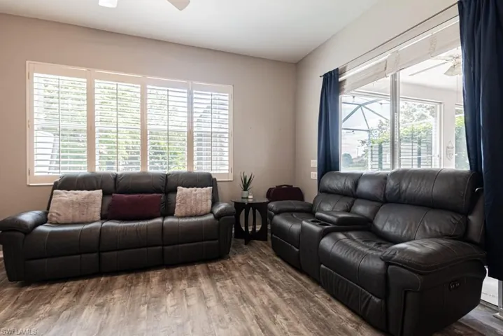 3248  Potomac  CT, Naples, FL 34120
