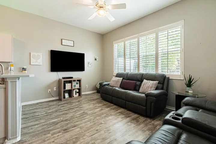 3248  Potomac  CT, Naples, FL 34120