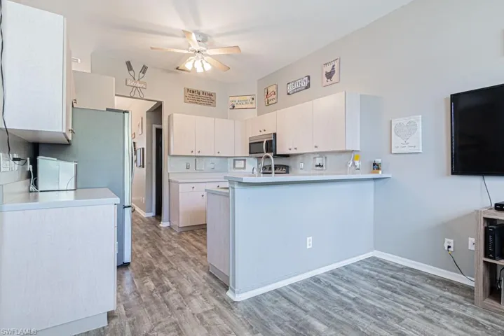 3248  Potomac  CT, Naples, FL 34120