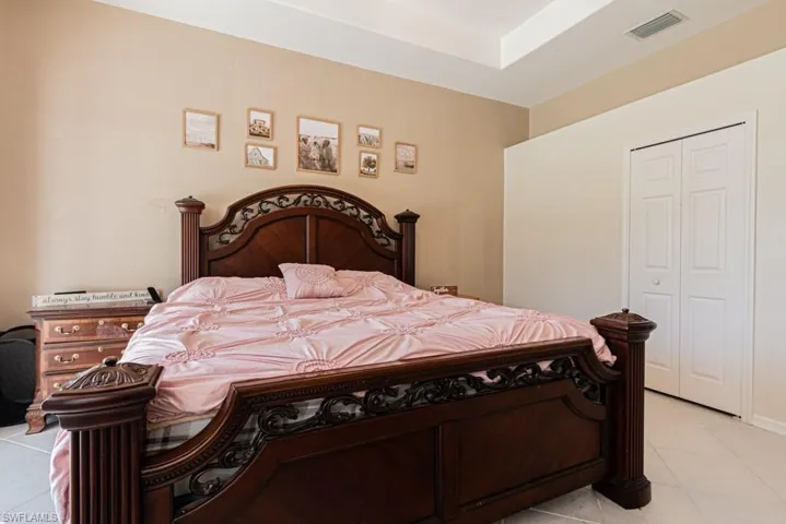 3248  Potomac  CT, Naples, FL 34120