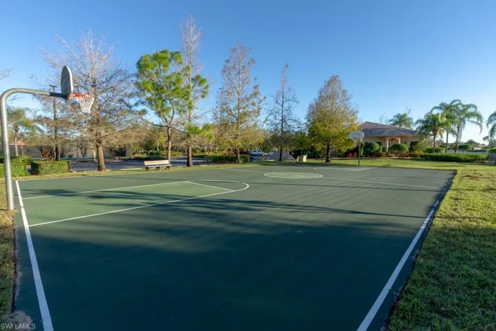3248  Potomac  CT, Naples, FL 34120
