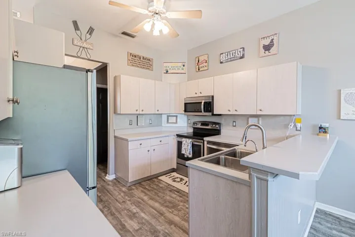3248  Potomac  CT, Naples, FL 34120