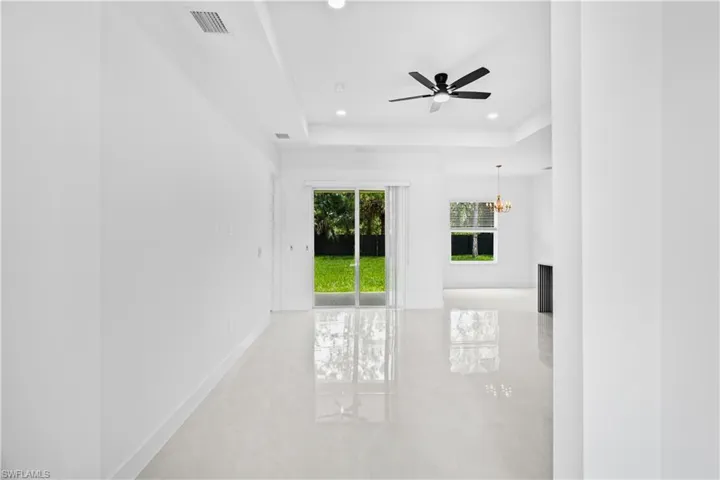 942 Kanuga St E, Lehigh Acres, Florida 33974