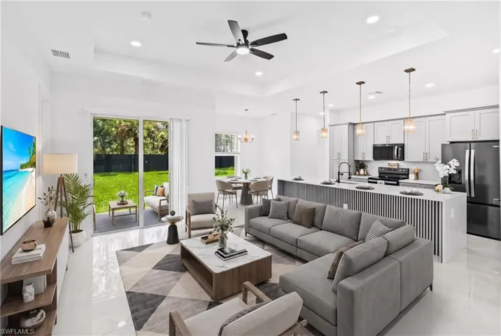 942 Kanuga St E, Lehigh Acres, Florida 33974