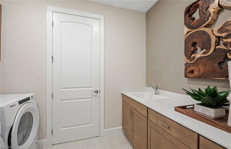 Photos are from a model home and are for illustration purposes only.