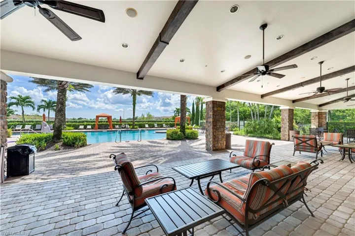 View of patio / terrace with ceiling fan