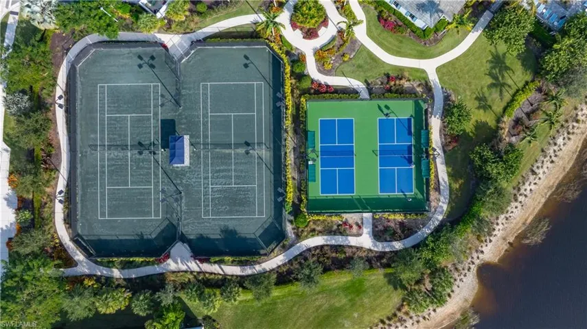 Community Tennis Courts