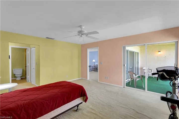 960  Palm View  DR, Naples, FL 34110