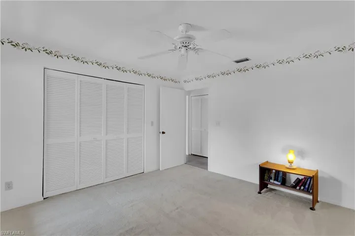 960  Palm View  DR, Naples, FL 34110