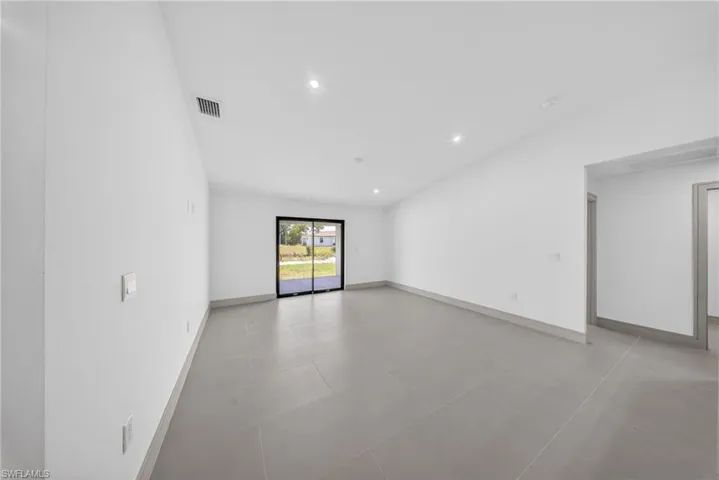 728  Brazos E ST, Lehigh Acres, FL 33974
