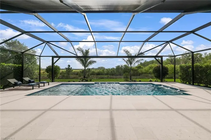 Automated heated saltwater pool with sunshelf