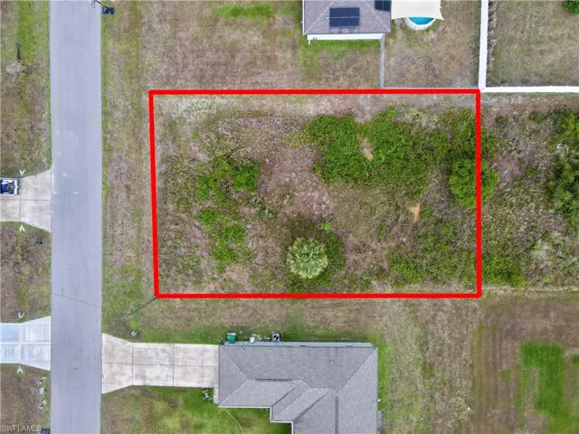 9042 Green Cir, Labelle, Florida 33935