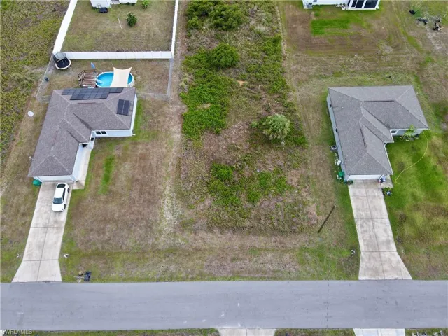 9042 Green Cir, Labelle, Florida 33935