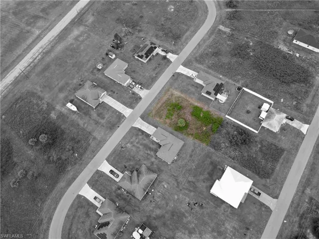 9042 Green Cir, Labelle, Florida 33935