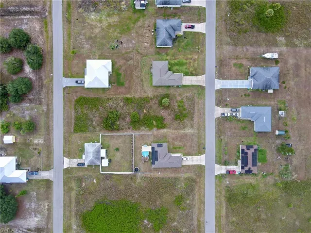 9042 Green Cir, Labelle, Florida 33935