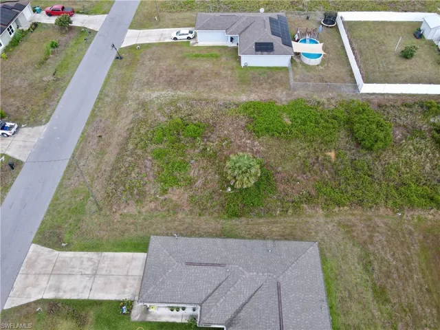9042 Green Cir, Labelle, Florida 33935