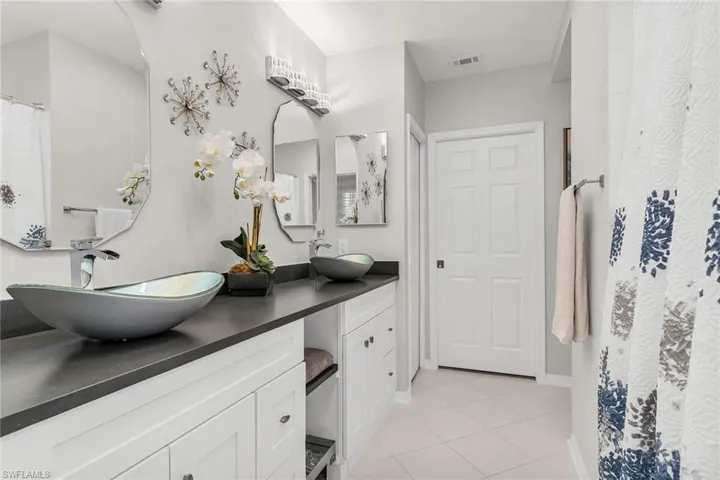4690 Hawks Nest Way # 103, Naples Fl 34114