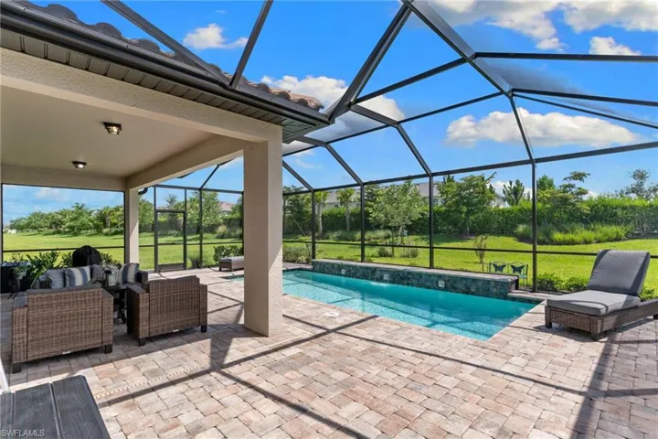 1746 Terreno Blvd, Naples, Florida 34120