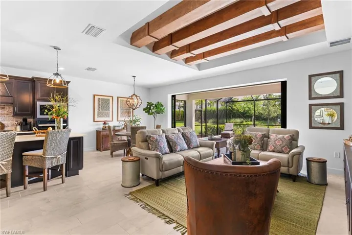 1746 Terreno Blvd, Naples, Florida 34120