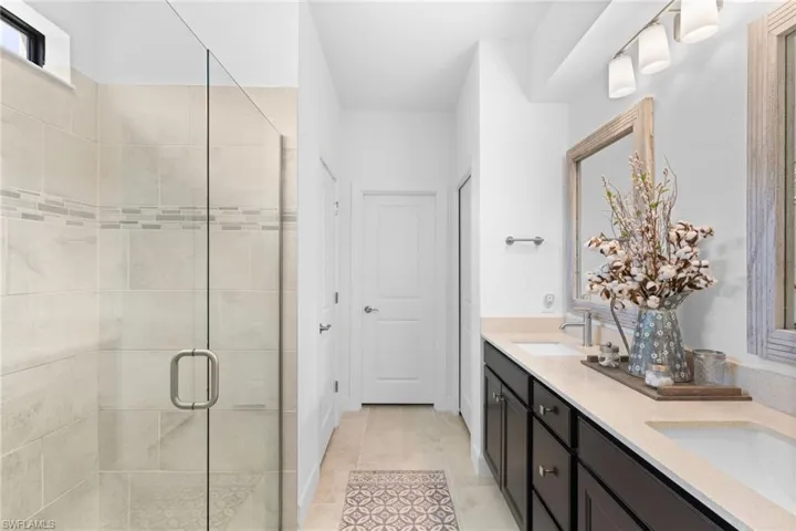 1746 Terreno Blvd, Naples, Florida 34120