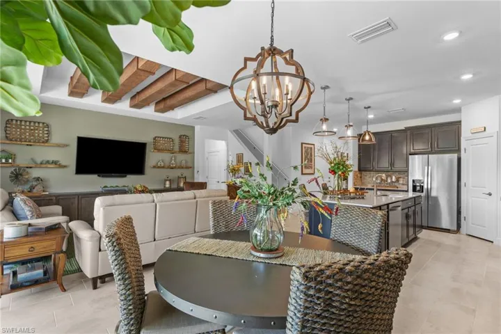 1746 Terreno Blvd, Naples, Florida 34120