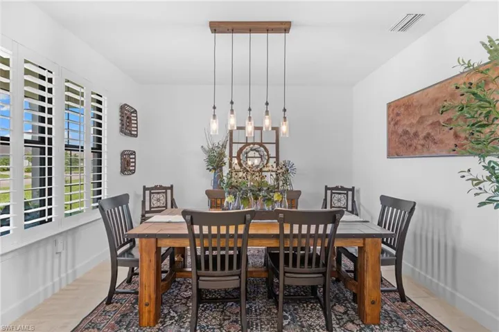1746 Terreno Blvd, Naples, Florida 34120