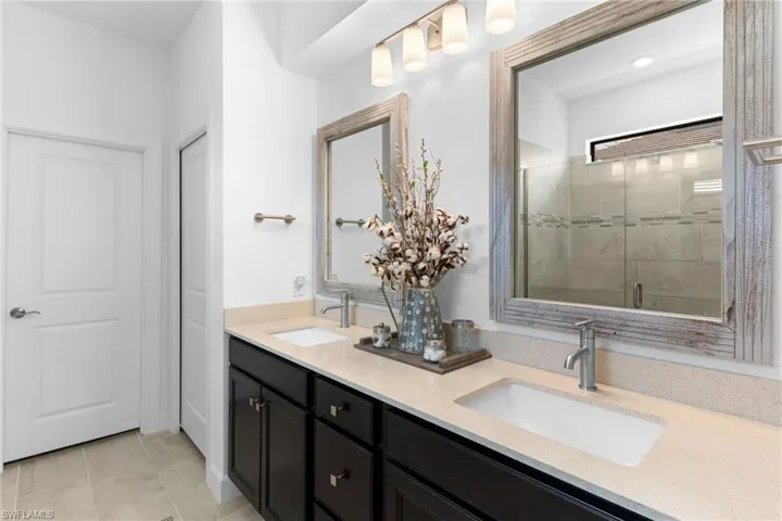 1746 Terreno Blvd, Naples, Florida 34120