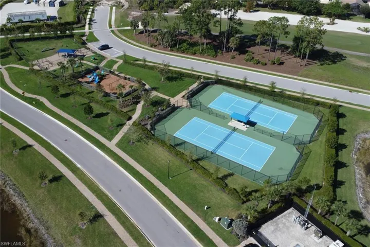 1746 Terreno Blvd, Naples, Florida 34120
