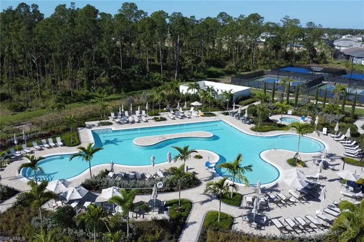 1746 Terreno Blvd, Naples, Florida 34120