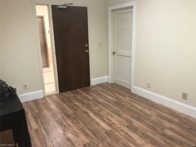 2375  Tamiami N TRL, Naples, FL 34103