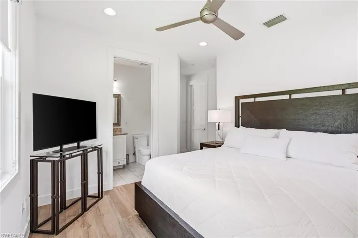 4641 1st Ave Sw, Naples, Florida 34119