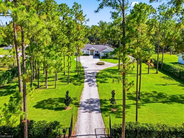 4641 1st Ave Sw, Naples, Florida 34119