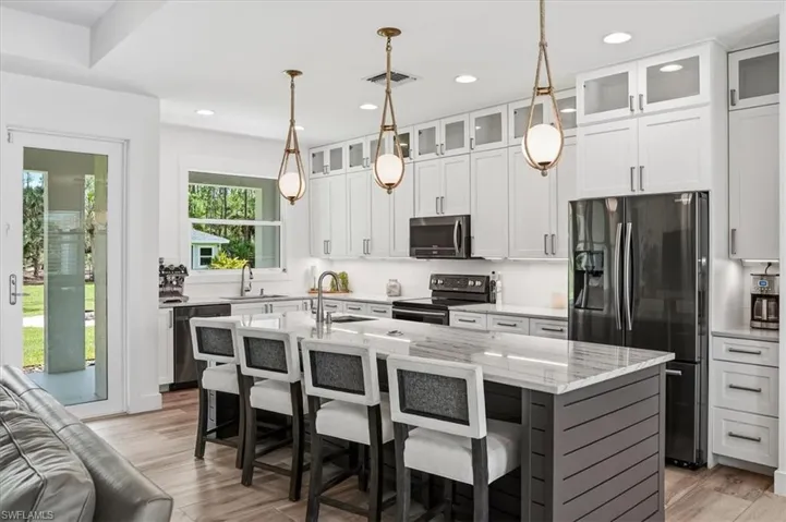 4641 1st Ave Sw, Naples, Florida 34119