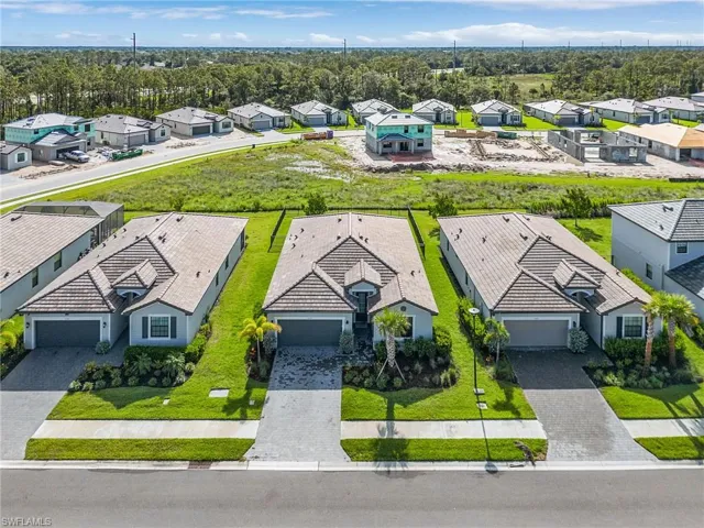 11151 Timber Creek Dr E, Fort Myers, Florida 33913